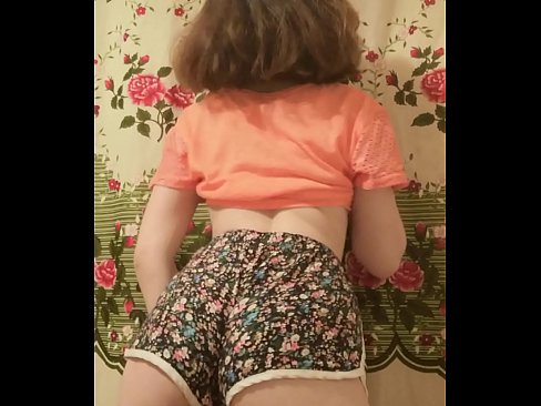❤️ Nwa ọhụrụ sexy na-eyipụ uwe mkpirisi ya na igwefoto na%ig.extraclasswork.ru ❌️❤
